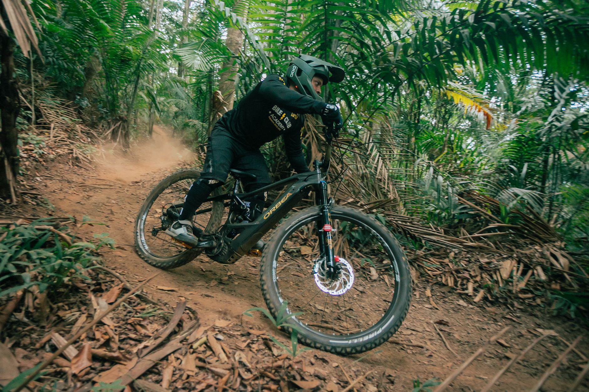 Enduro Mountain Biking Training That Works on Race Day